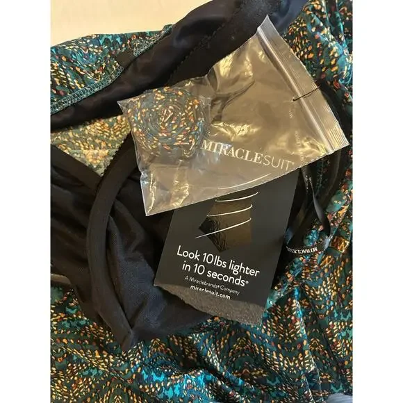 NWT Miraclesuit Hankini Tankini Swim Top Plus Sz 16 Luxor Nile Green - Picture 3 of 6